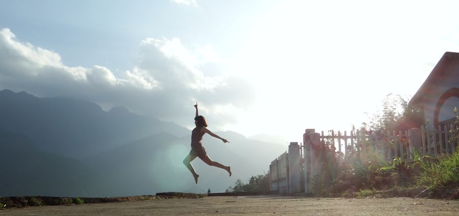 Cover Photo: 8 Exercises to Help You Let Go of the Things that No Longer Serve You by Annie Mueller